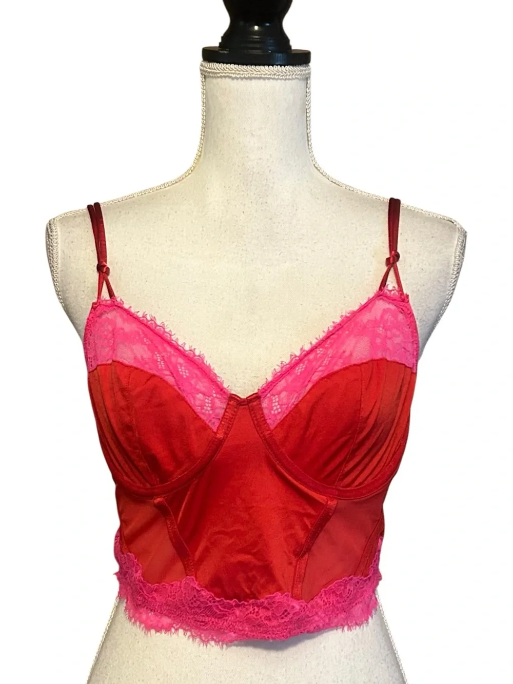 Auden lace satin